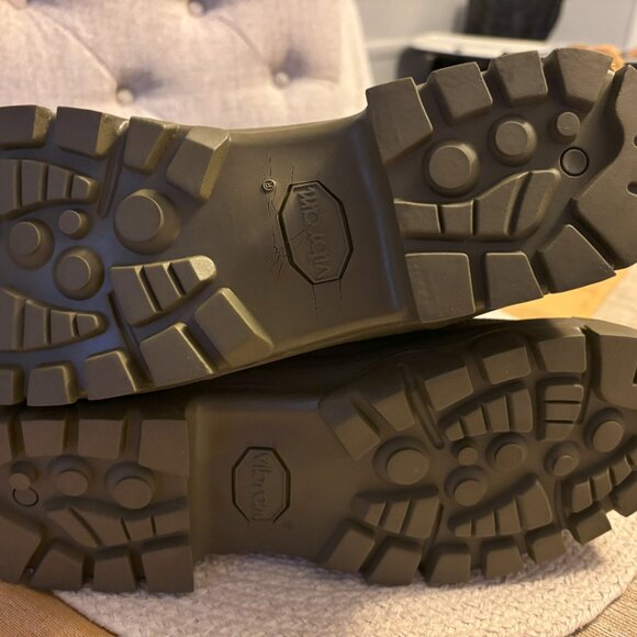 New Men's Size 10-Wide Danner Combat Hiking Boot. Free Shipping - Picture 7 of 7